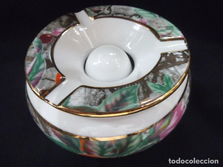 Ceniceros: CENICERO DE AGUA ( PORCELANA ) COLORES