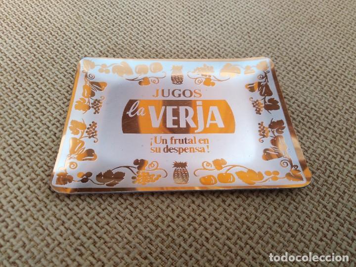 Ashtrays: Cenicero antiguo Jugos La Verja