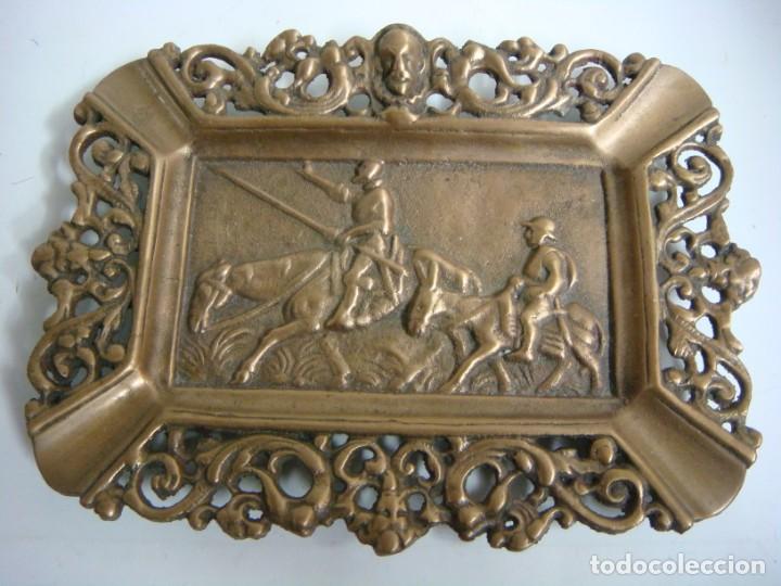 Cendriers: CENICERO ANTIGUO EN BRONCE CON LABRADO DE D.QUIJOTE Y SANCHO-(&)