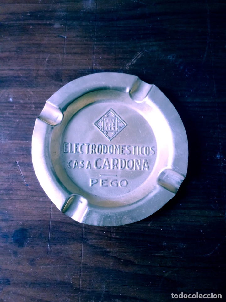 Aschenbecher: CENICERO ALUMINIO