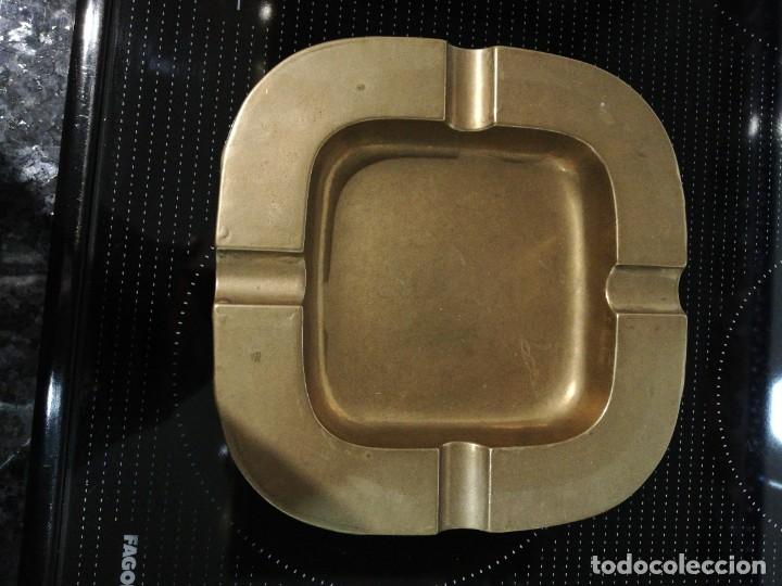 Ceniceros: C 4- Antiguo cenicero de bronce sin usar. - Foto 1