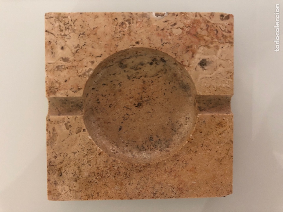 Aschenbecher: CENICERO VINTAGE DE M&Aacute;RMOL TRAVERTINO. VER FOTOGRAF&Iacute;AS.