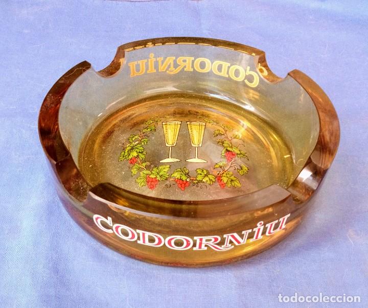 Ceniceros: cenicero Codorniu antiguo - Foto 2