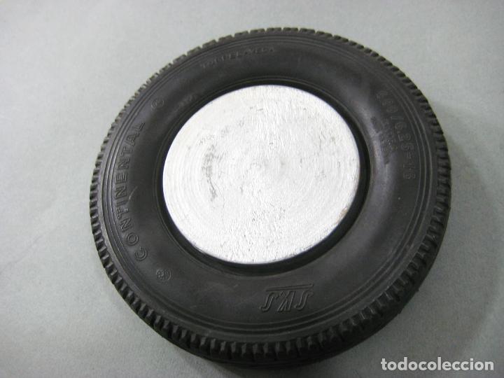 Ceniceros: CENICERO PUBLICITARIO CON NEUM&Aacute;TICO CONTINENTAL - Foto 4
