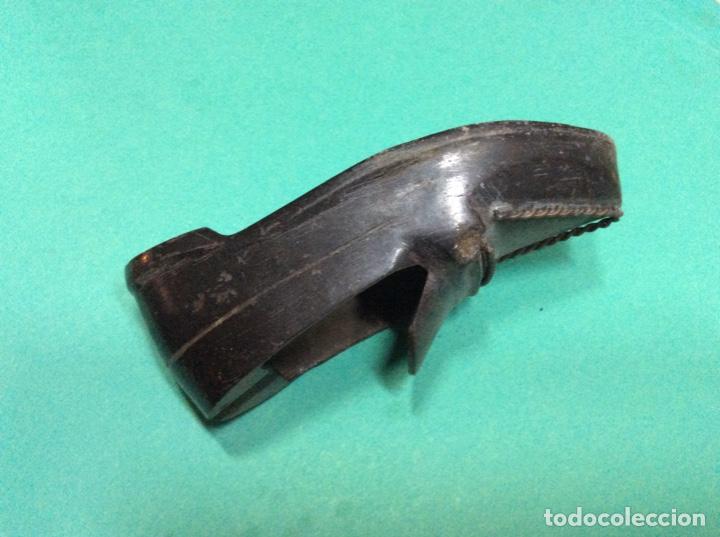 Ceniceros: Zapato en bronce uso de cenicero - Foto 4