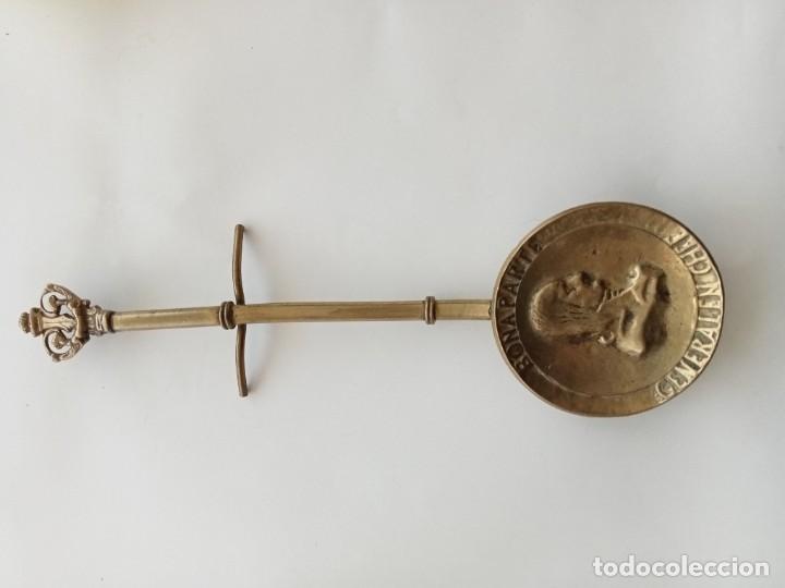 Ashtrays: CENICERO PORTATIL BONAPARTE EN BRONCE