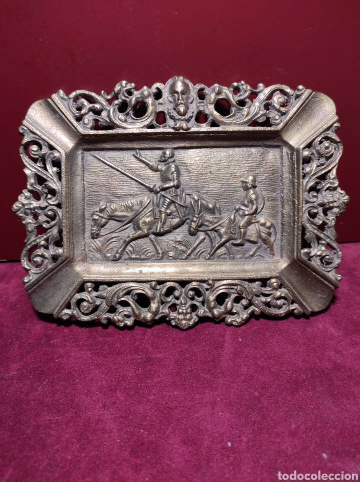 Aschenbecher: Cenicero con motivo El Quijote en bronce
