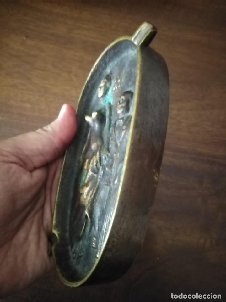 Ceniceros: Antiguo cenicero en bronce c&oacute;mico er&oacute;tico. - Foto 7