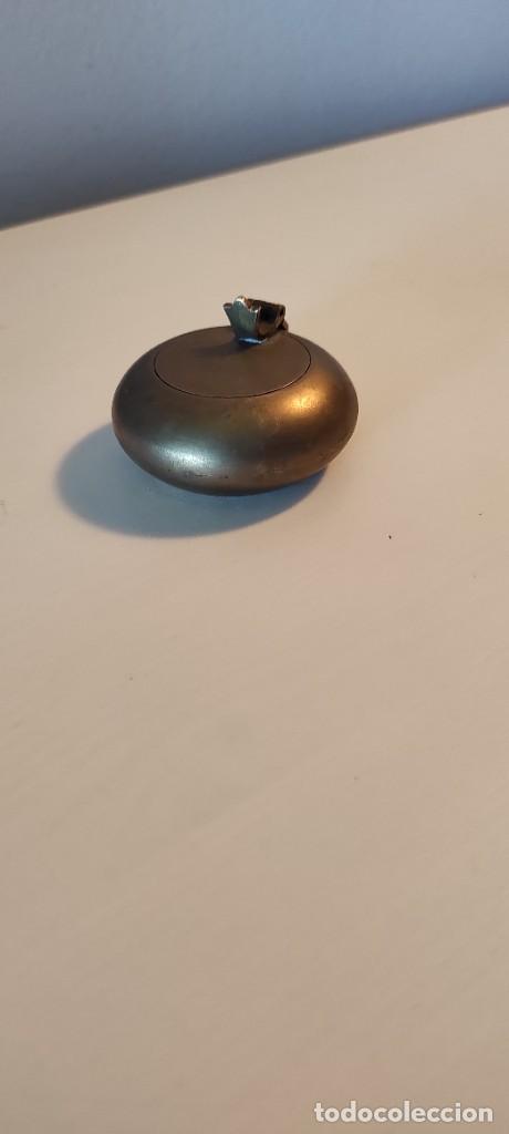 Ceniceros: CENICERO DE BOLSILLO EN BRONCE - ANTIGUO - Foto 2