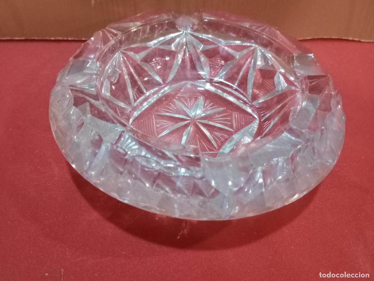 Ceniceros: cenicero de cristal tallado - Foto 1