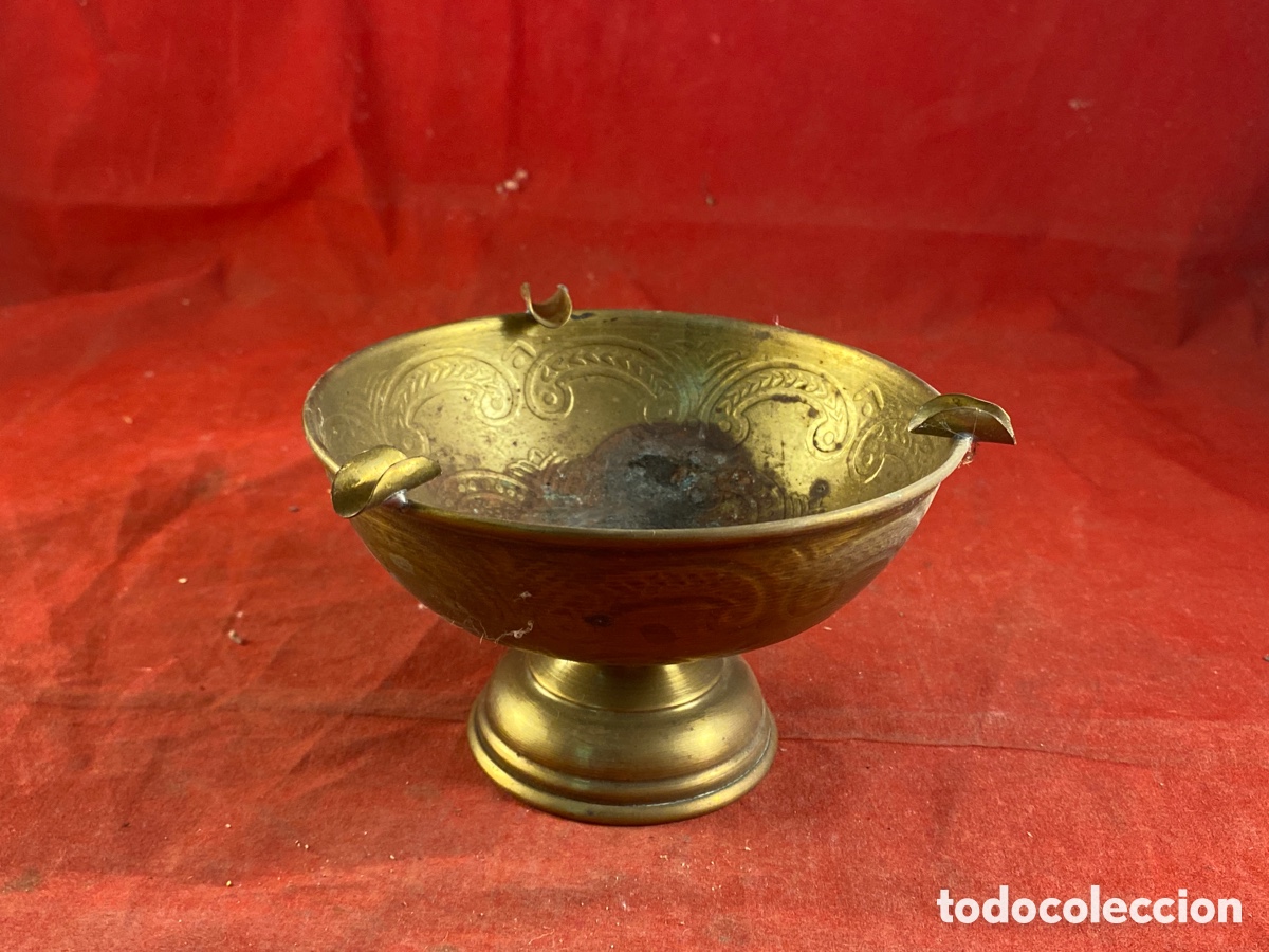 Ceniceros: CENICERO ANTIGUO LAT&Oacute;N