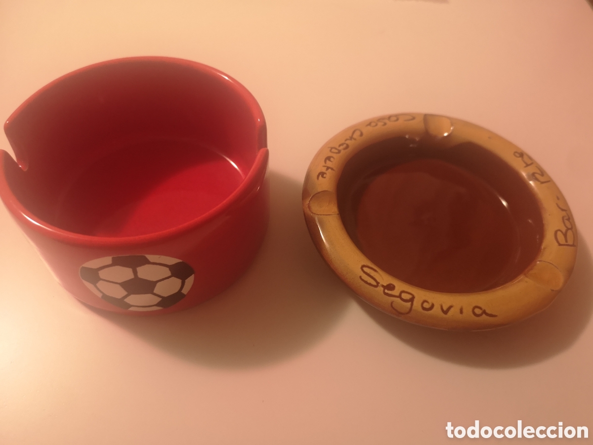 Aschenbecher: Lote de dos ceniceros