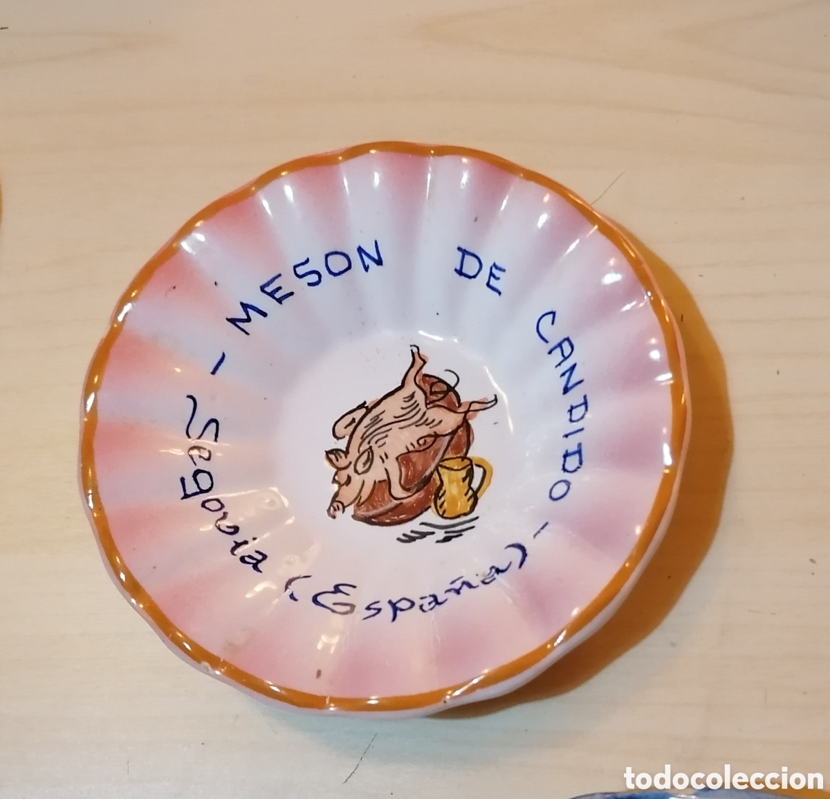 Ashtrays: Antiguo cenicero de cer&aacute;mica. Mes&oacute;n de C&aacute;ndido. Segovia.