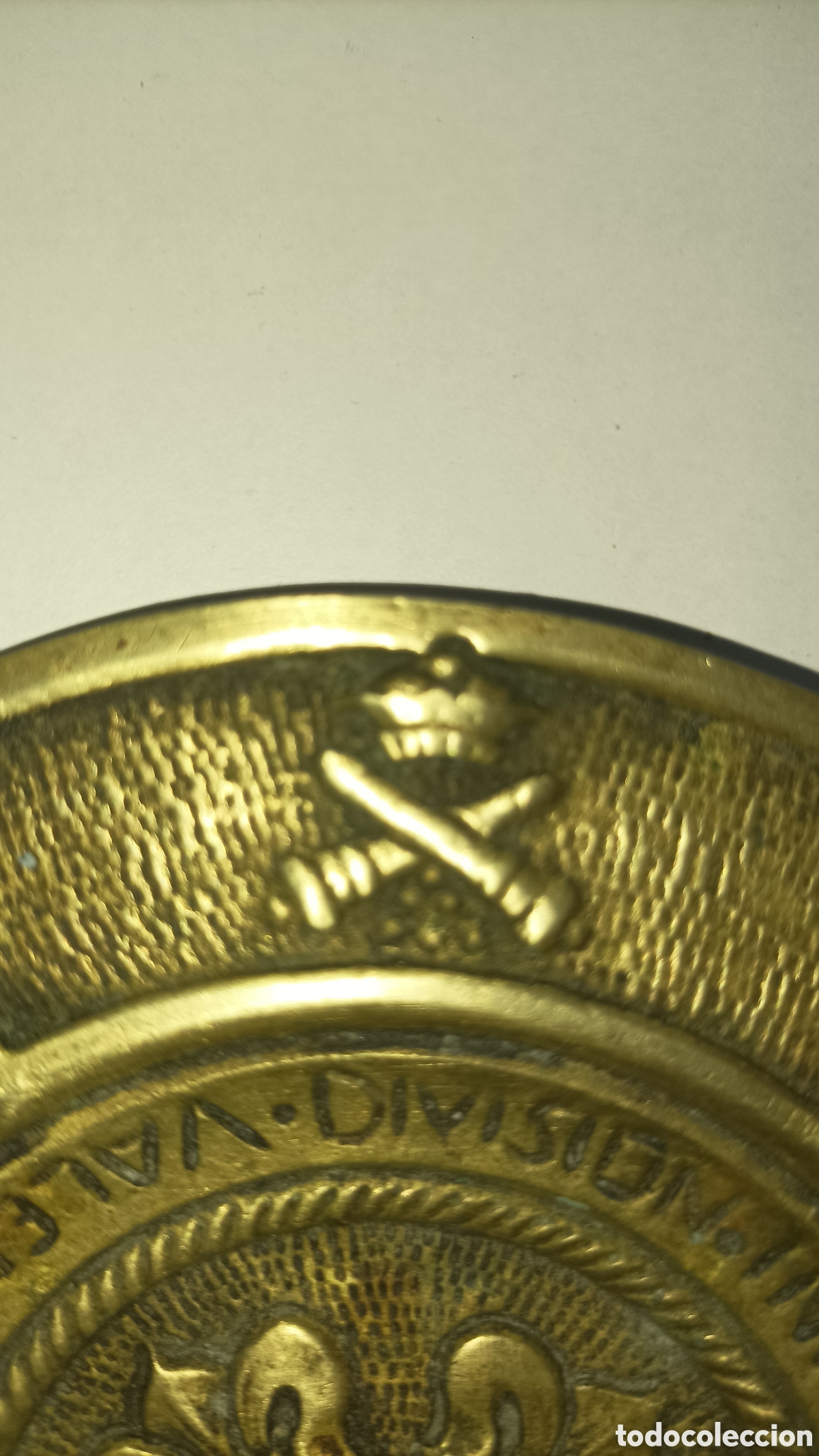 Ceniceros: Cenicero de Bronce homenaje militar - Foto 7