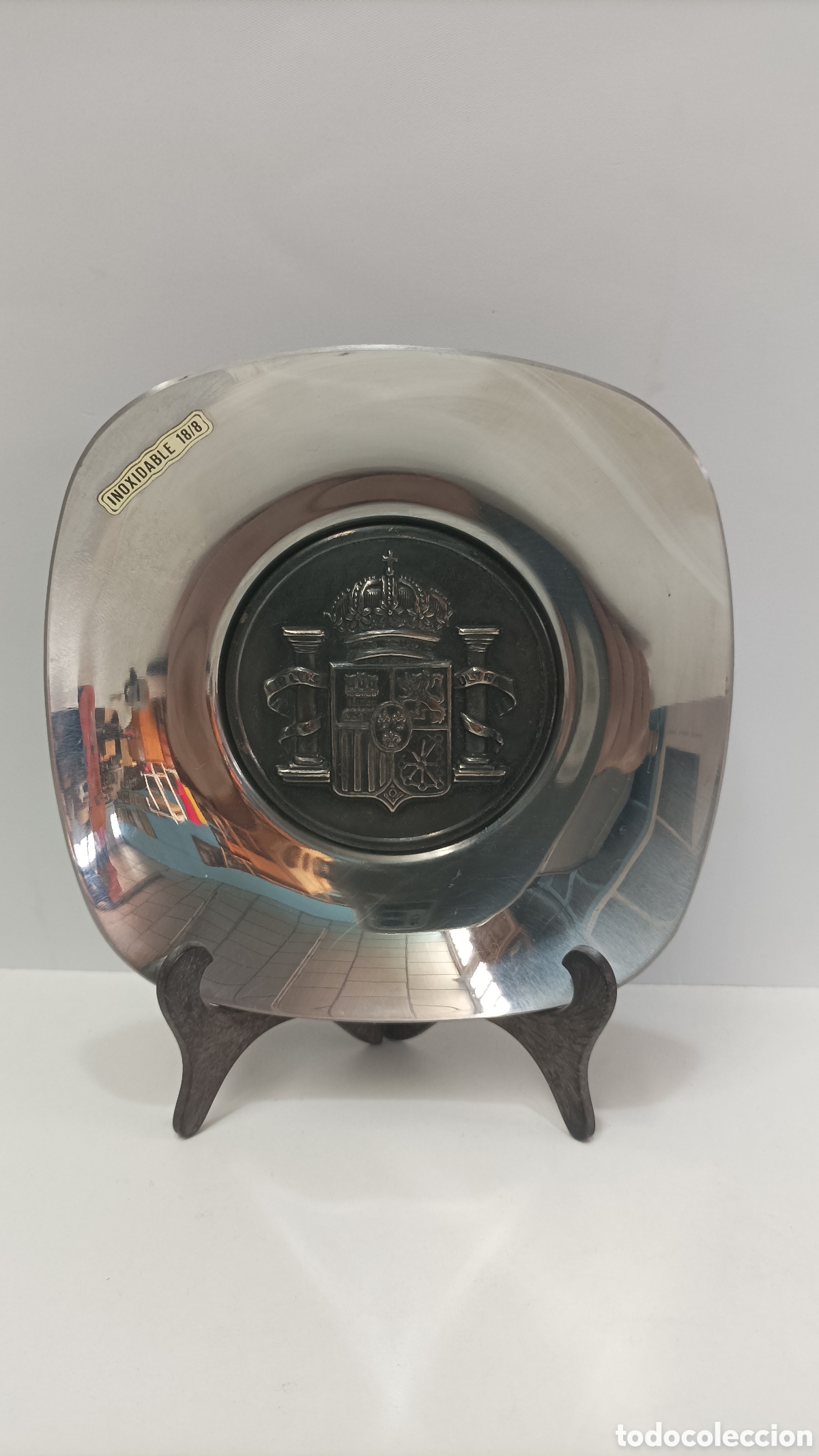 Ashtrays: Plato o cenicero Antiguo con medalla Rey Juan Carlos