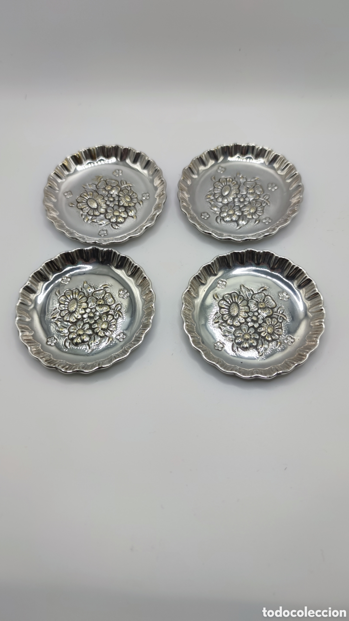 Aschenbecher: 4 Ceniceros de plata Meneses