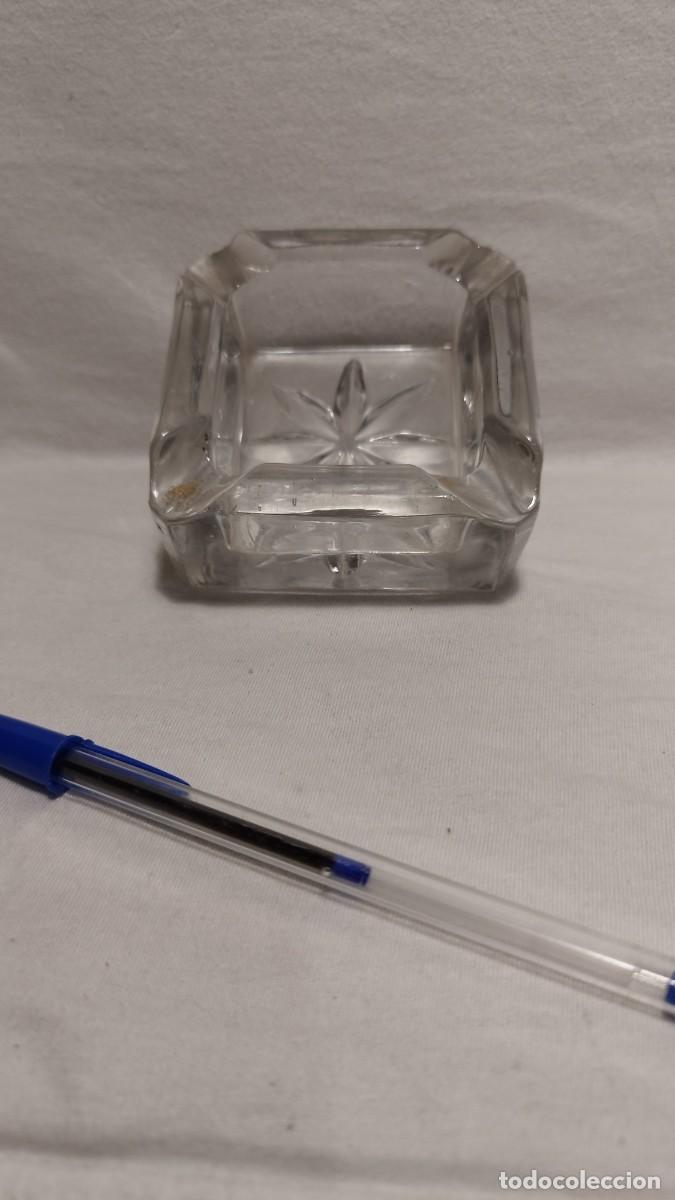 Ceniceros: Antiguo Cenicero de Cristal - Foto 1