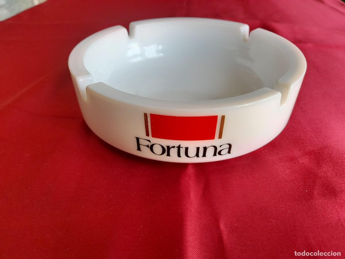 Ceniceros: Cenicero de opalina de la marca fortuna - Foto 4