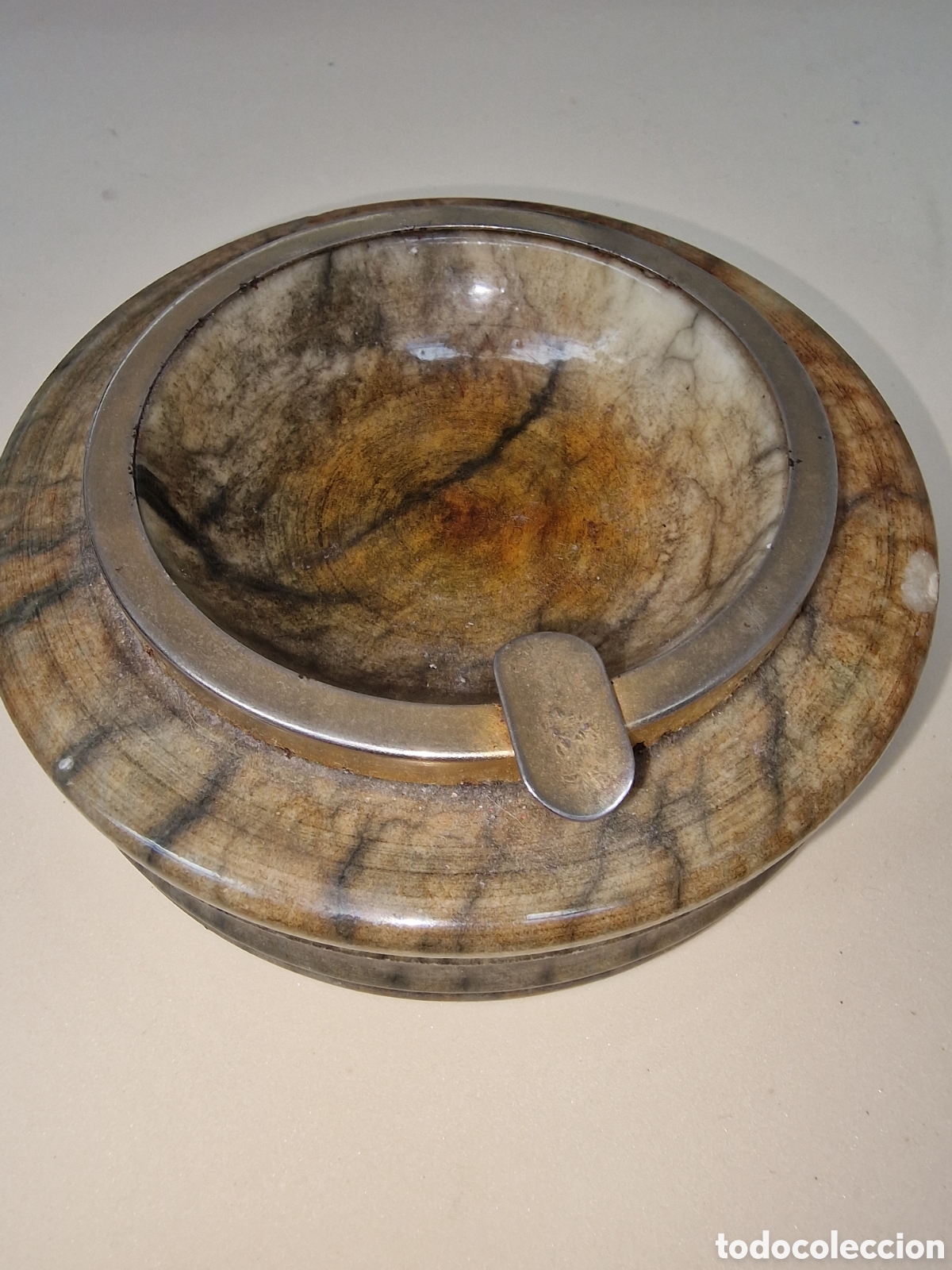 Cenicero de marmol