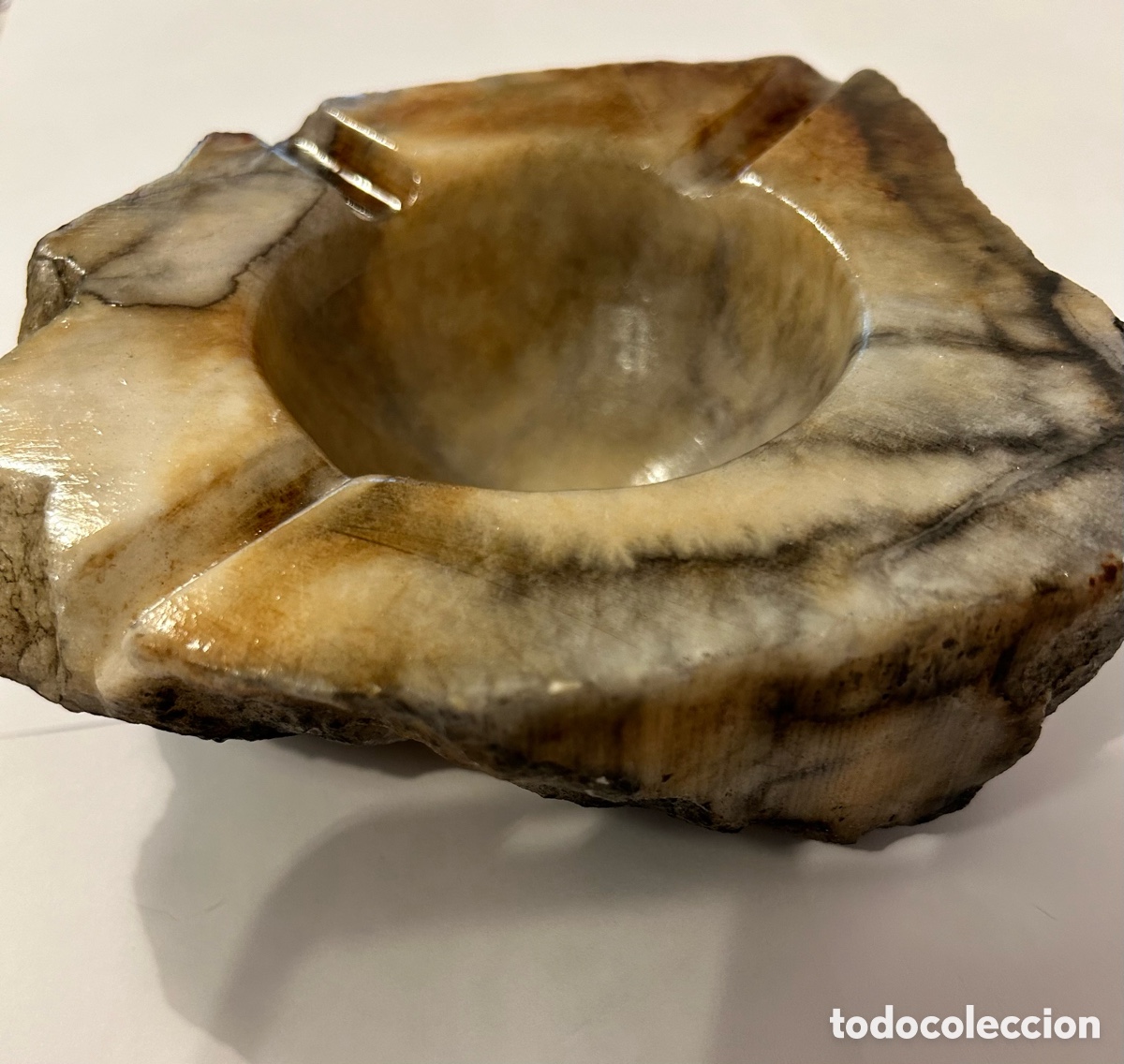 Ashtrays: ANTIGUO CENICERO DE M&Aacute;RMOL. ROCA NATURAL. PESA 1 1/4 kilos