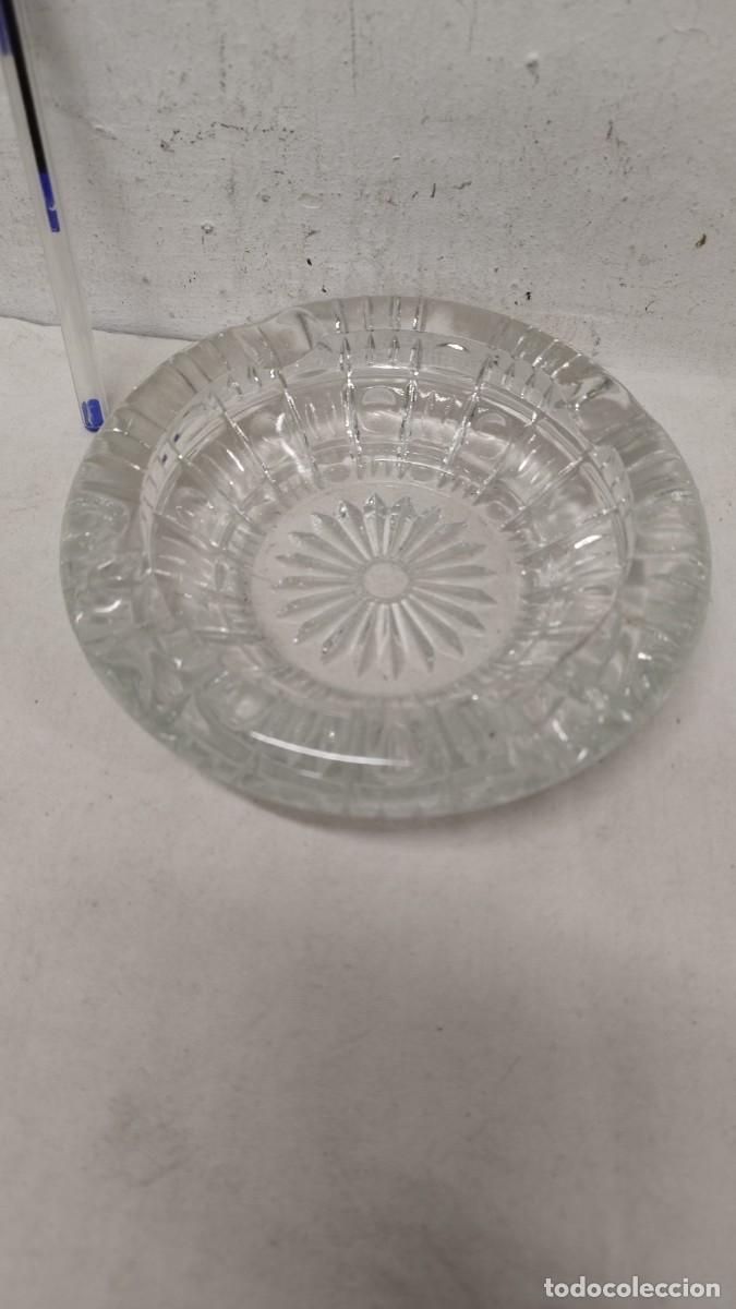 Ceniceros: Antiguo cenicero de cristal - Foto 2