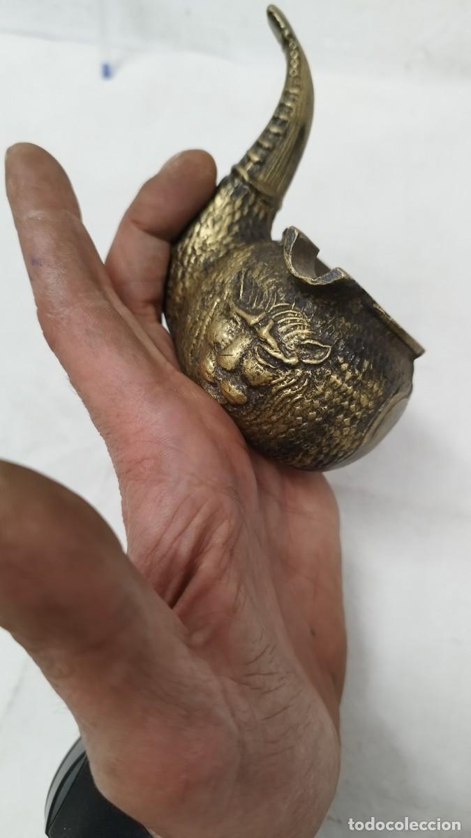 Ceniceros: Antiguo cenicero de bronce,en forma de Pipa de fumar - Foto 4