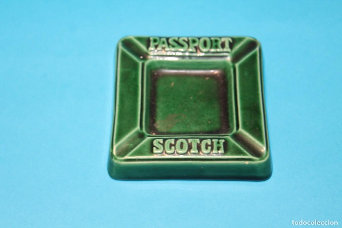 Aschenbecher: CENICERO DE PUBLICIDAD PASSPORT SCOTCH WHISKY. A&Ntilde;OS 80. CERAMICA, COLOR VERDE.