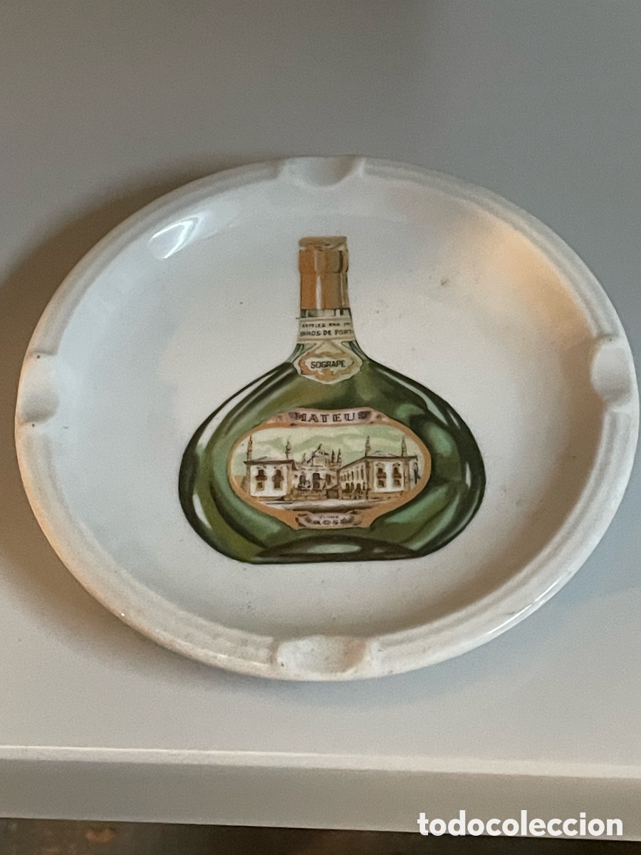 Ashtrays: Cenicero de vino Mateus Portugu&eacute;s