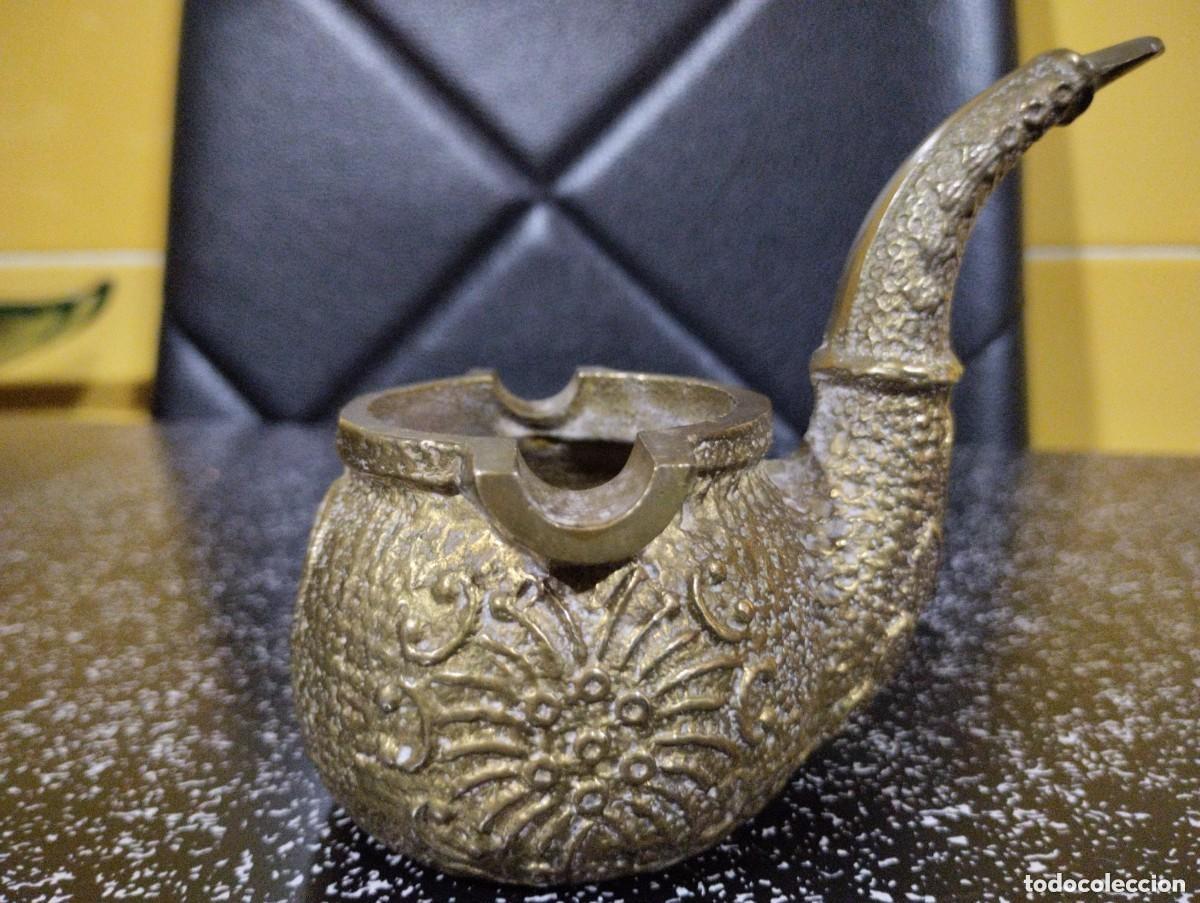 Ceniceros: cenicero de bronce en forma de pipa - Foto 1