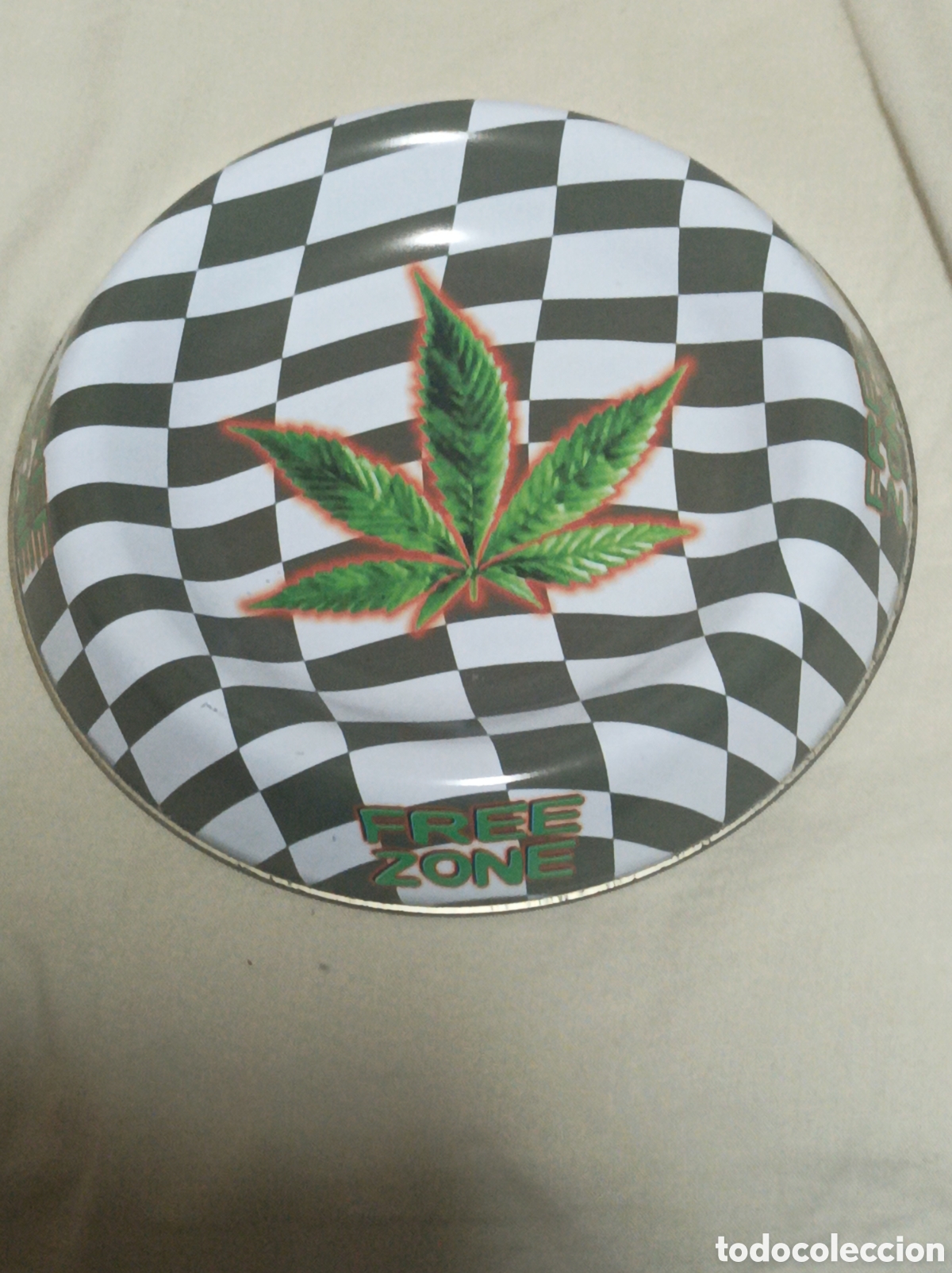 Cendriers: CENICERO MET&Aacute;LICO MARIHUANA FREE ZONE