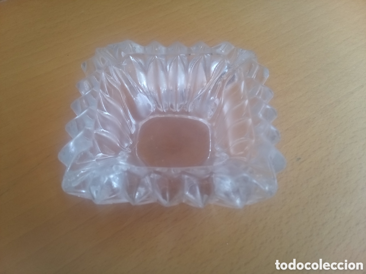 Ceniceros: CENICERO CRISTAL PRENSADO