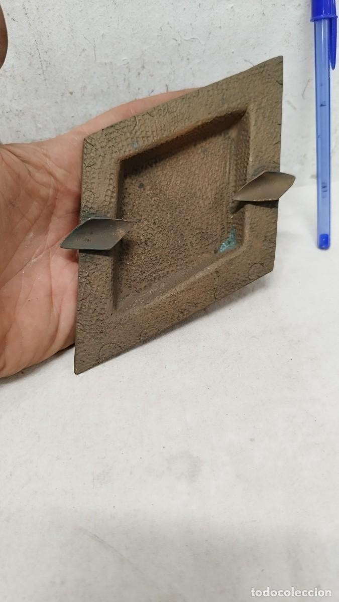 Ceniceros: Antiguo cenicero de cobre en forma de rombo. - Foto 1