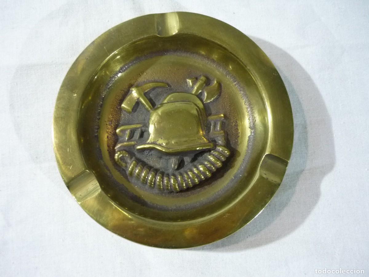 Ceniceros: Cenicero de bronce macizo Bomberos - Foto 2