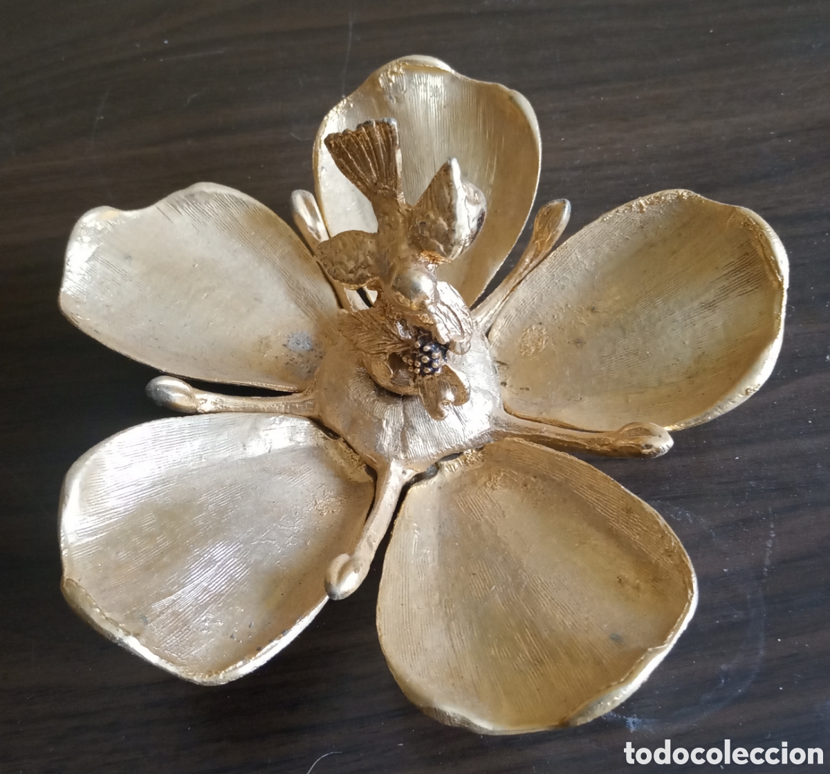 Cendriers: Precioso Cenicero vintage metal ba&ntilde;ado oro