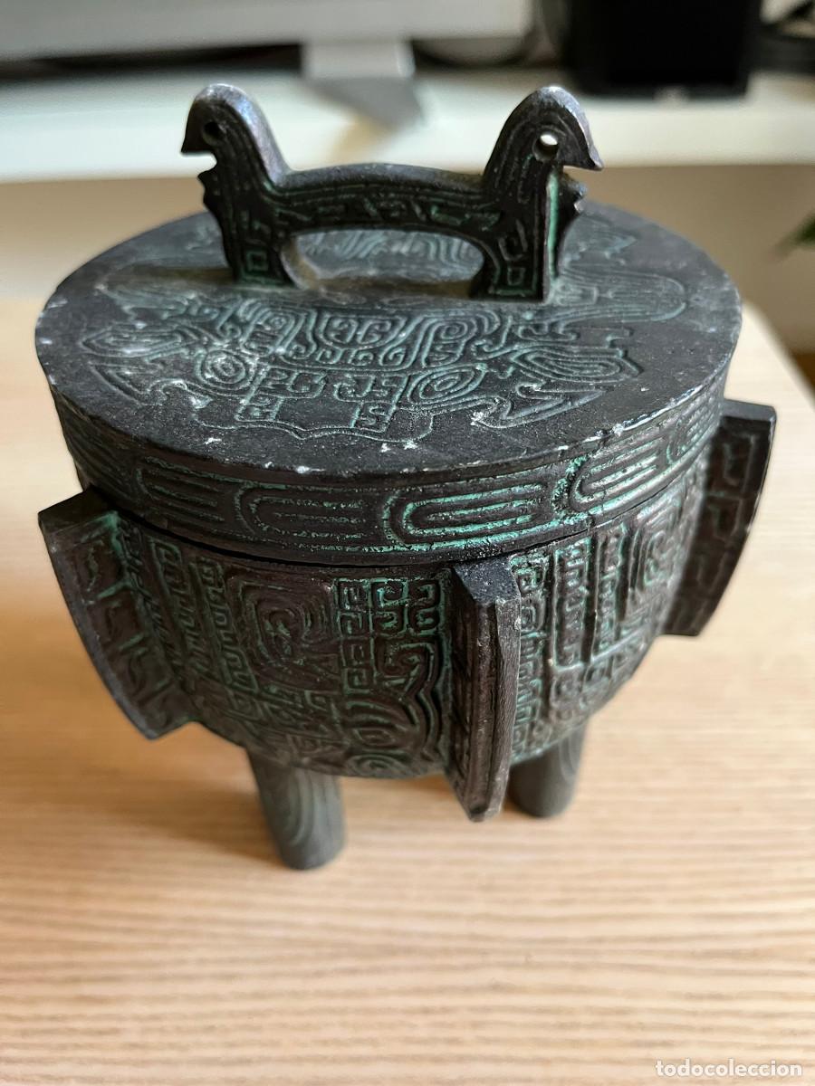 Cendriers: Cenicero con cubitera de Taiwan