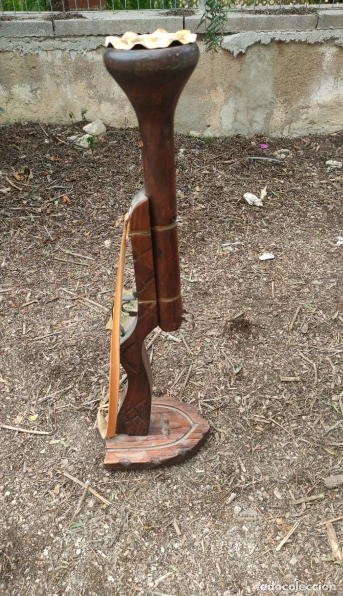 Aschenbecher: Cenicero con forma de pistola