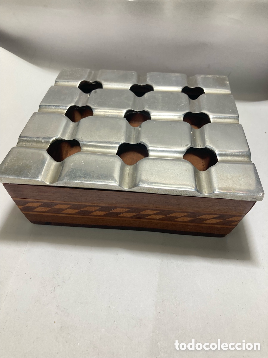 Ceniceros: Cenicero Metal y madera de India exclusivos