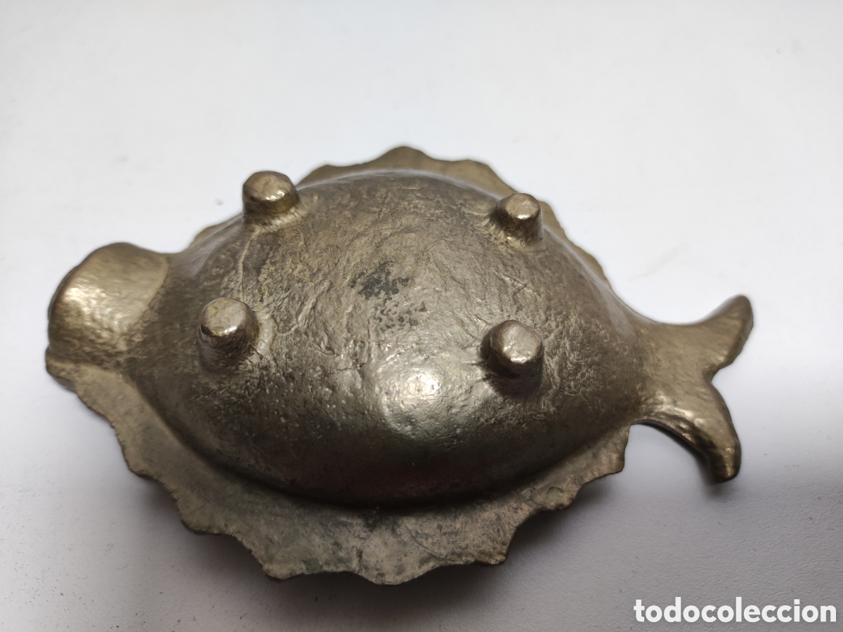 Ceniceros: Cenicero pez lat&oacute;n decorativo - Foto 3