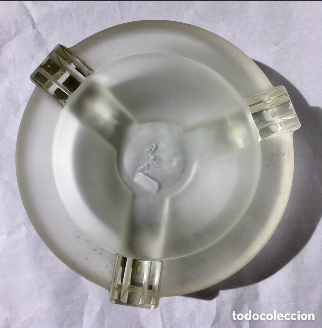 Ceniceros: Cenicero. Art Deco. Vidrio. Circa 1925.