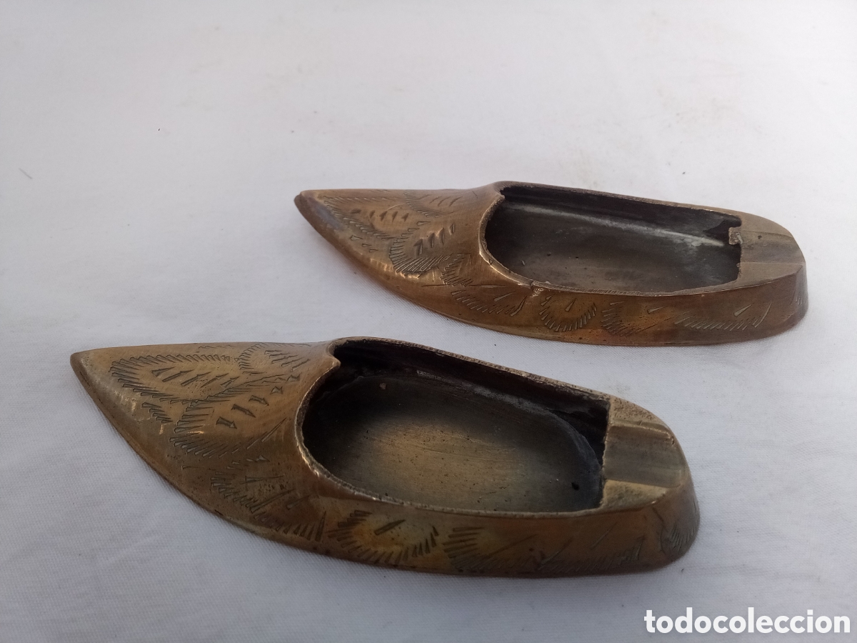 Ceniceros: PAREJA DE CENICEROS DE BABUCHAS DE BRONCE - LAT&Oacute;N *BC - Foto 4