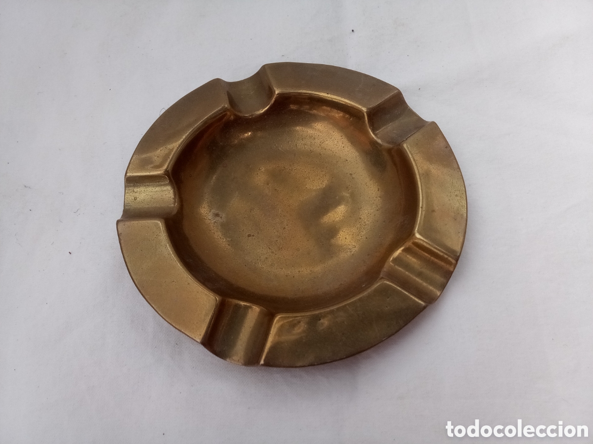 Cendriers: CENICERO REDONDO DE BRONCE - LAT&Oacute;N *BC