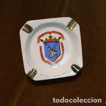 Cendriers: Cenicero recuerdo del regimiento de artiller&iacute;a lanzacohetes de campa&ntilde;a de Astorga.