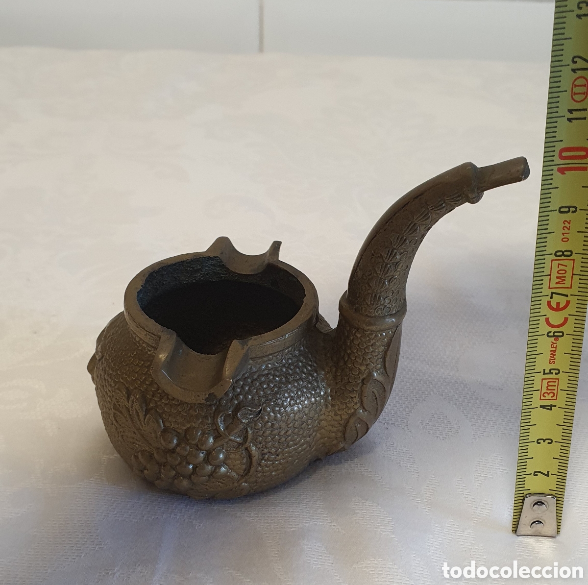 Ceniceros: Antiguo cenicero en forma de pipa en bronce - Foto 3