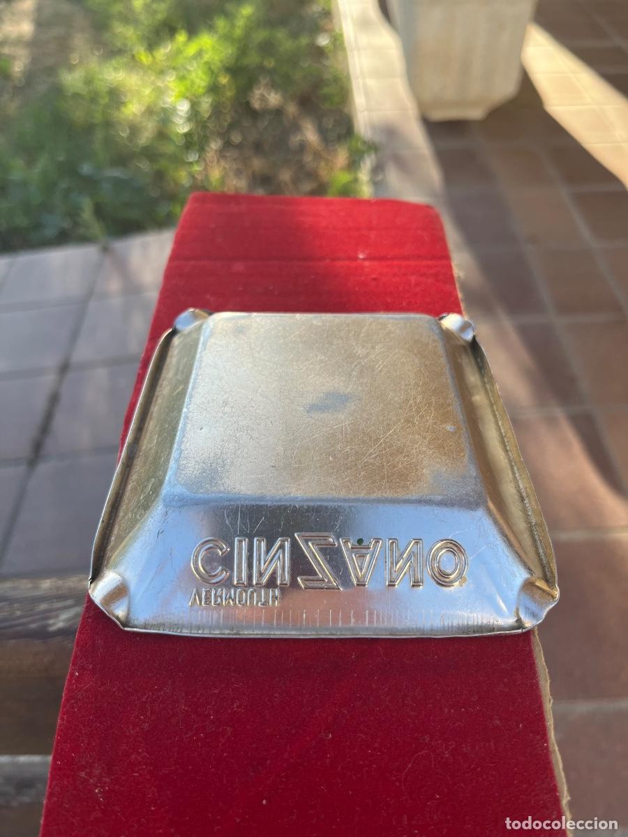 Ceniceros: Cinzano, vermut, cenicero( aluminio) - Foto 2