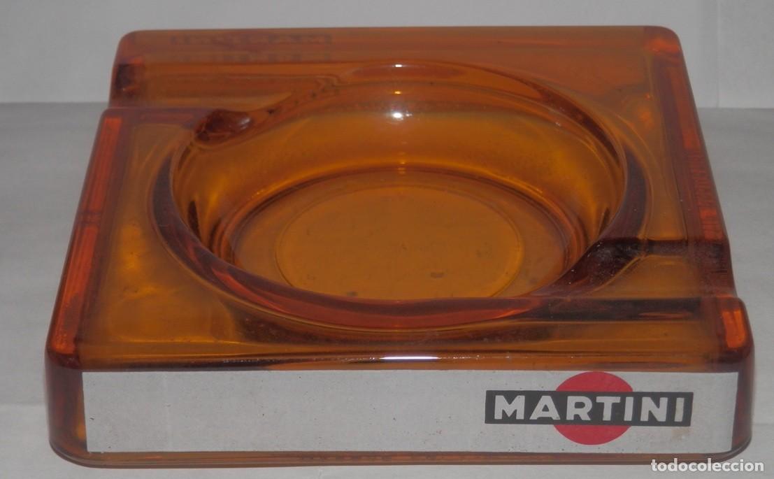 Ceniceros: CENICERO VINTAGE DE LA MARTINI - Foto 1