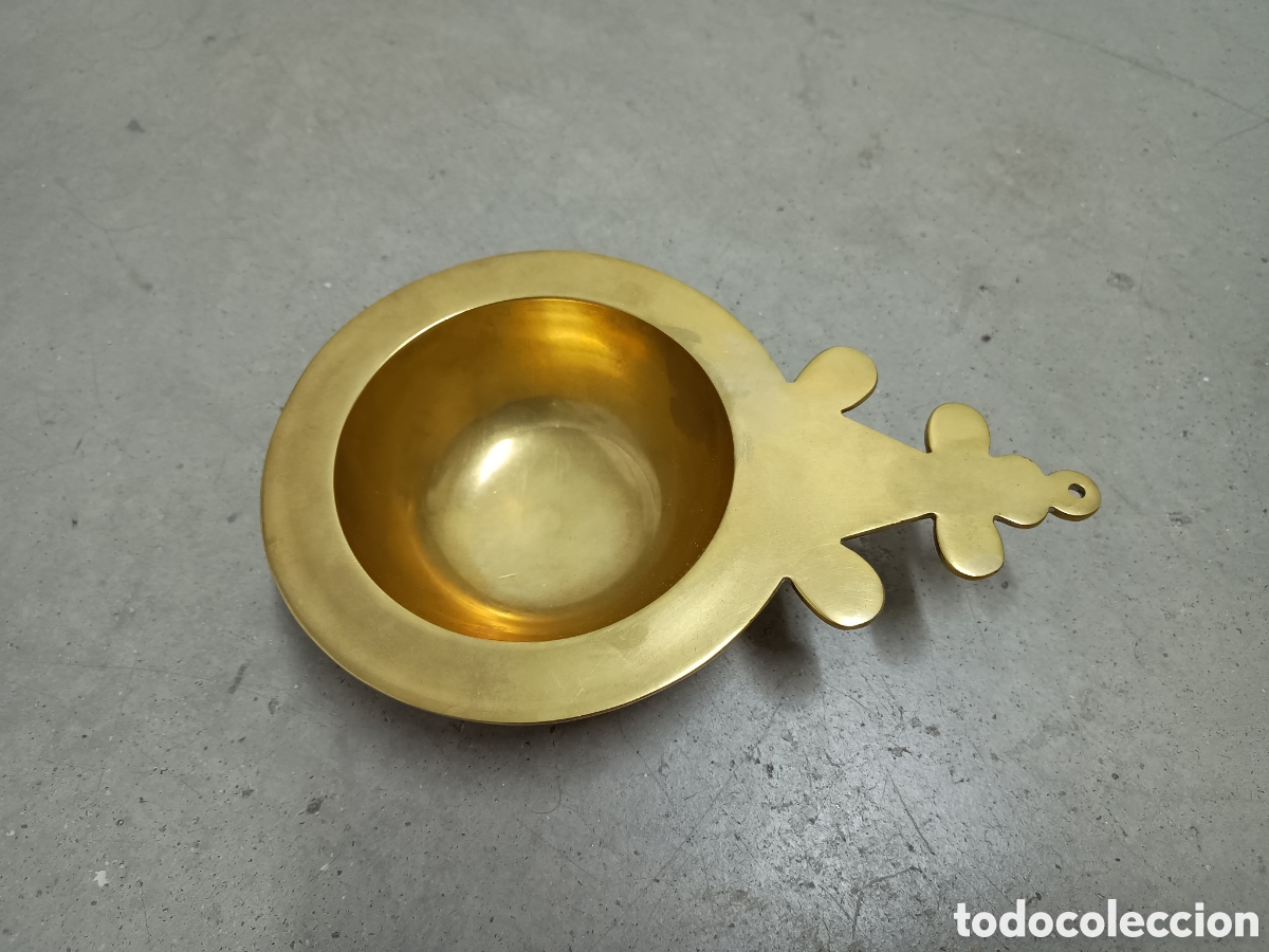 Ceniceros: CENICERO, ESCUDILLA EN BRONCE - Foto 1