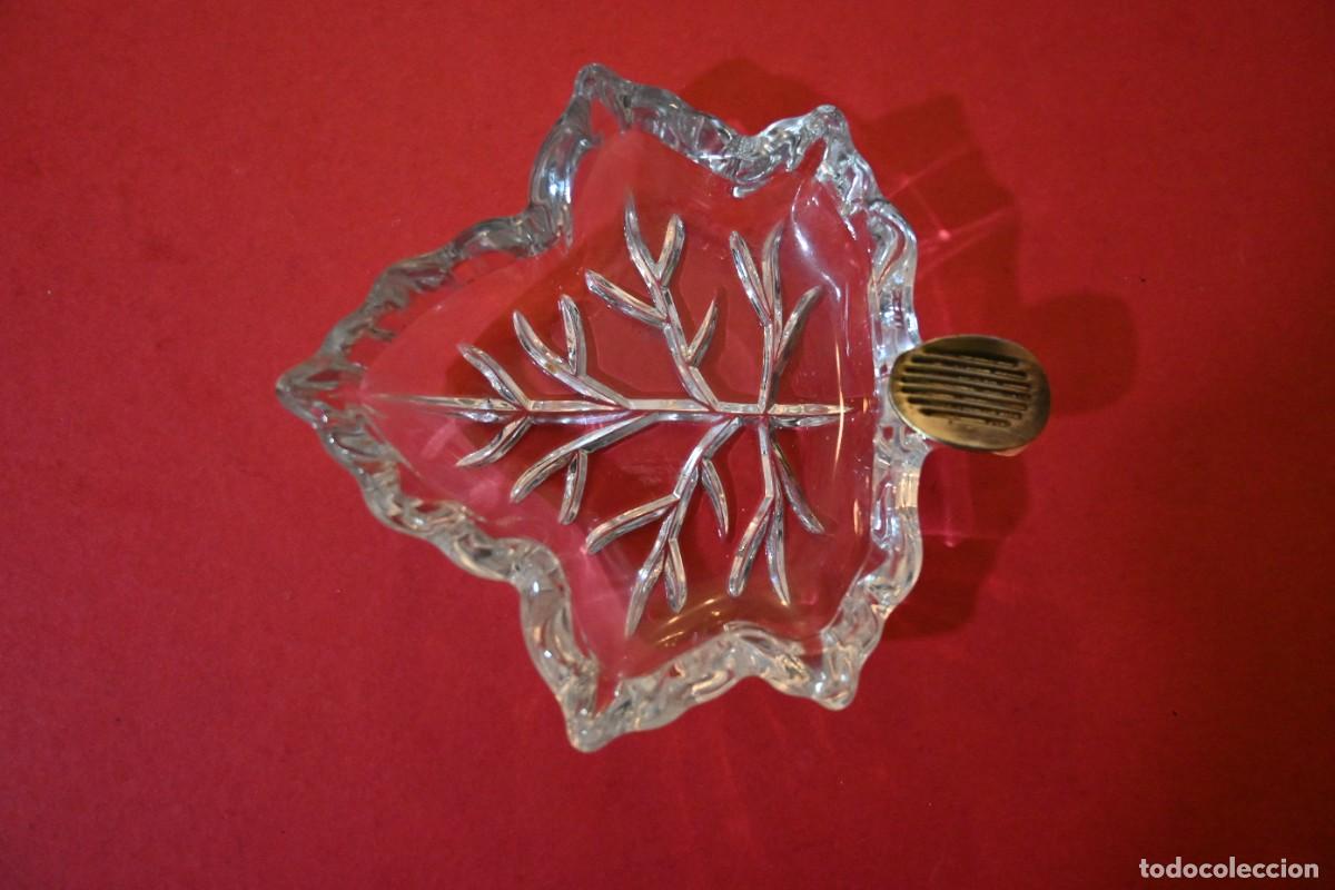 Ceniceros: CENICERO DE CRISTAL EN FORMA DE HOJA - Foto 1