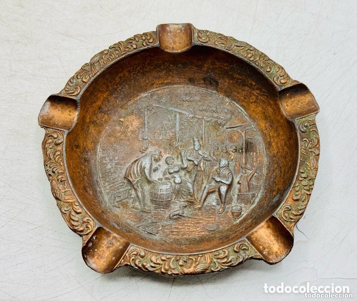 Ashtrays: ANTIGUO CENICERO DE COBRE