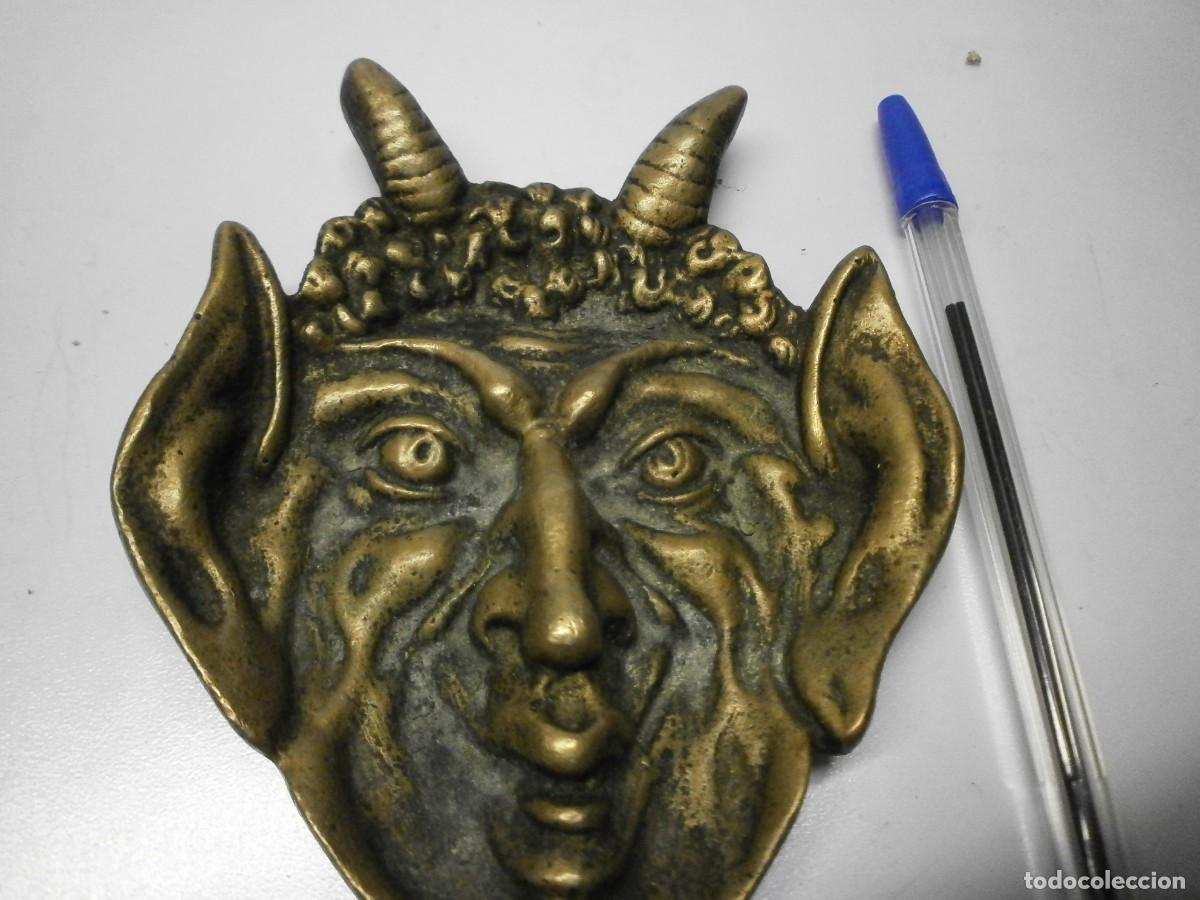 Ceniceros: antiguo cenicero de bronce - Foto 2