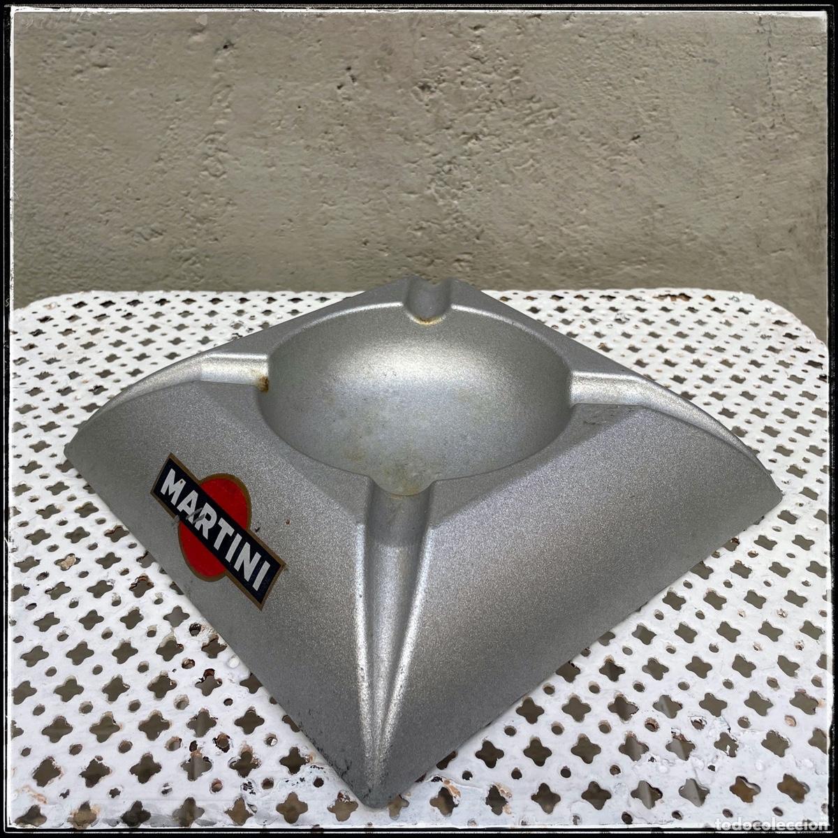 Ceniceros: Cenicero met&aacute;lico de Martini - Foto 1